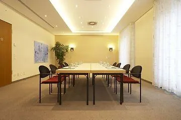 Center By Leonardo 3*