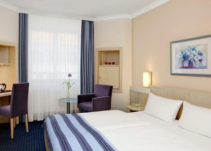Hotel Center By Leonardo 3*