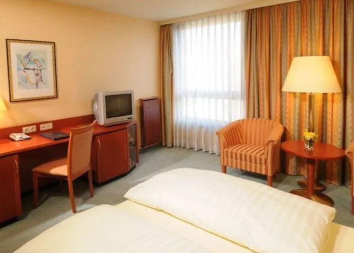 Hotel Center By Leonardo 3*