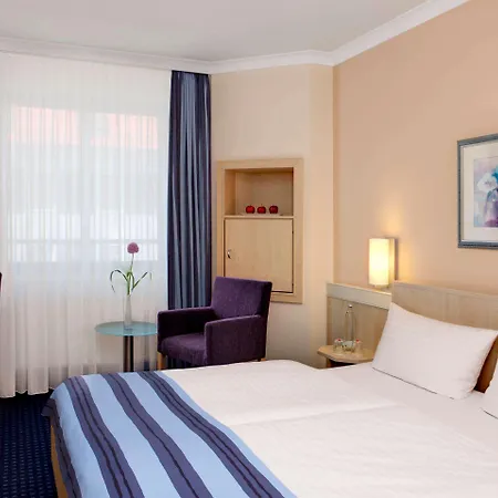 Hotel Center By Leonardo 3*
