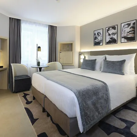 Hotel Leonardo Center 3*
