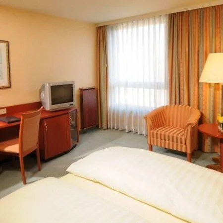 Hotel Intercityhotel 3*