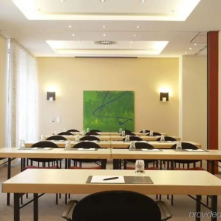 IntercityHotel Nürnberg 3* Neurenberg